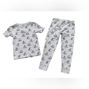 The Beaufort Bonnet Company Size 7 Suttons Short Sleeve Pajamas Regatta Sailboat